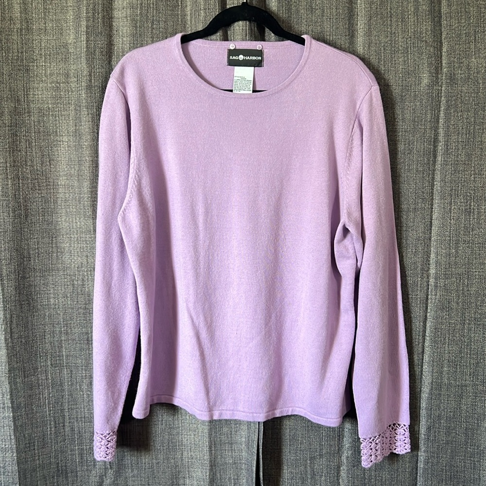 Sag harbor lavender sweater with crochet cuffs size XL